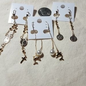 New LOT of gold plated earrings 3count